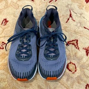 Used Men’s Clifton 5